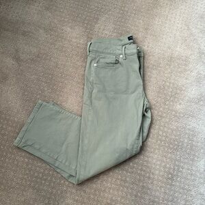 Banana Republic women’s light sage cropped jeans size 29